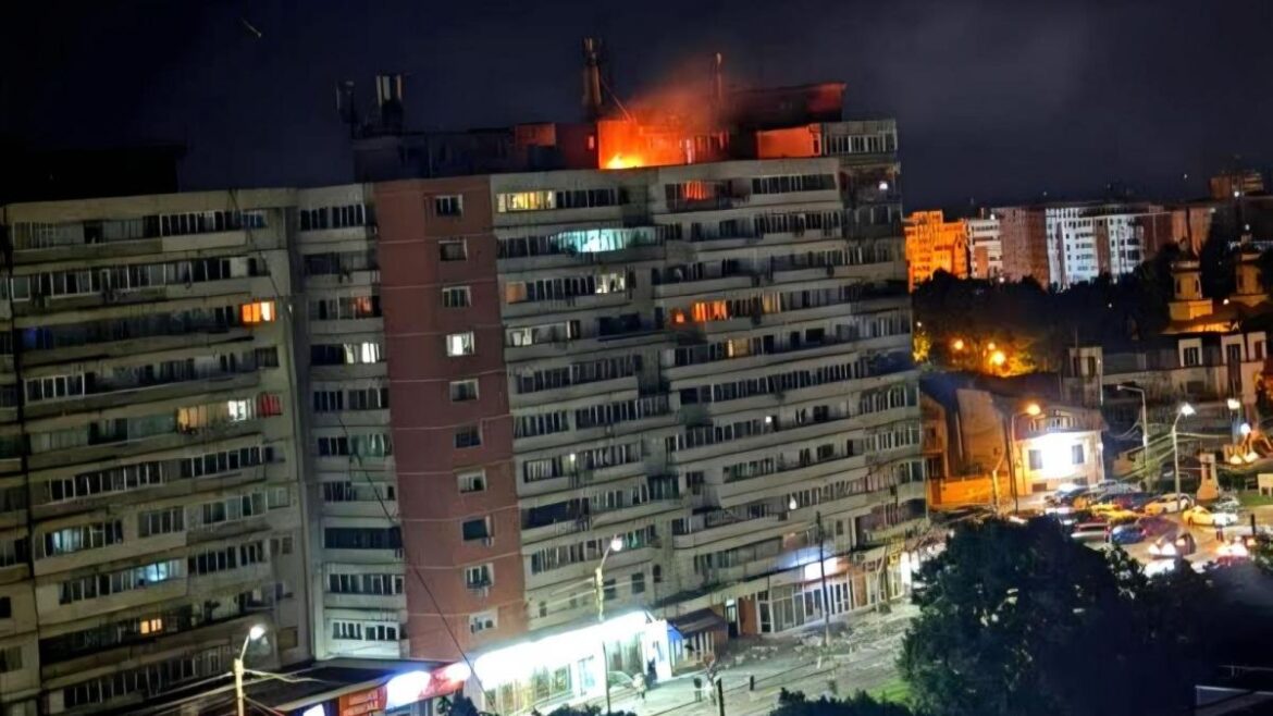 O dronă rusească a lovit un bloc din Galați și a explodat